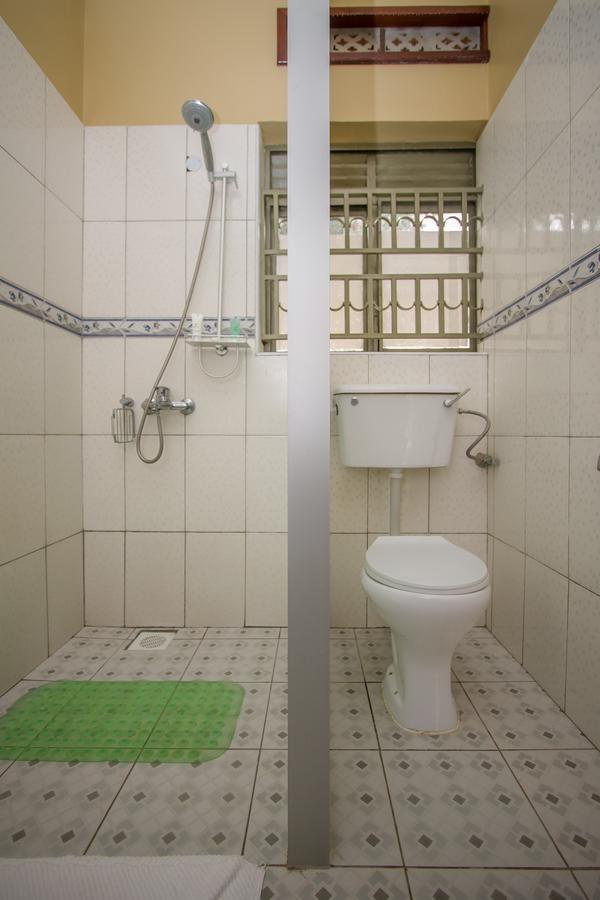Tuzza Hotel Bushenyi Extérieur photo