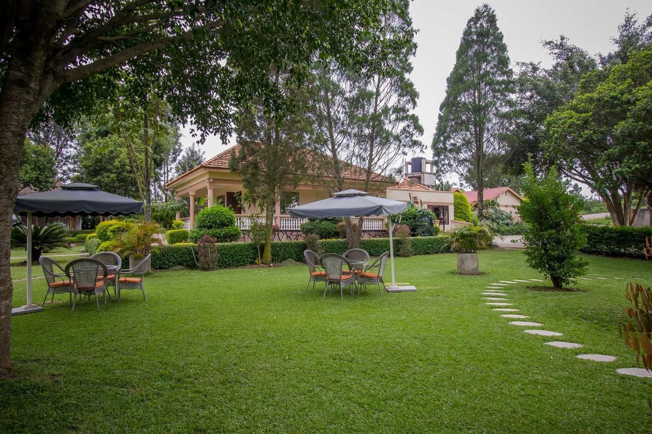 Tuzza Hotel Bushenyi Extérieur photo