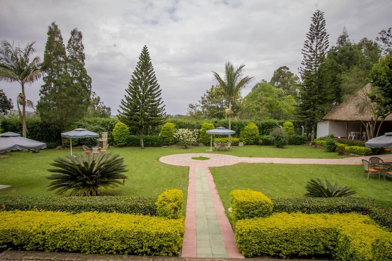 Tuzza Hotel Bushenyi Extérieur photo