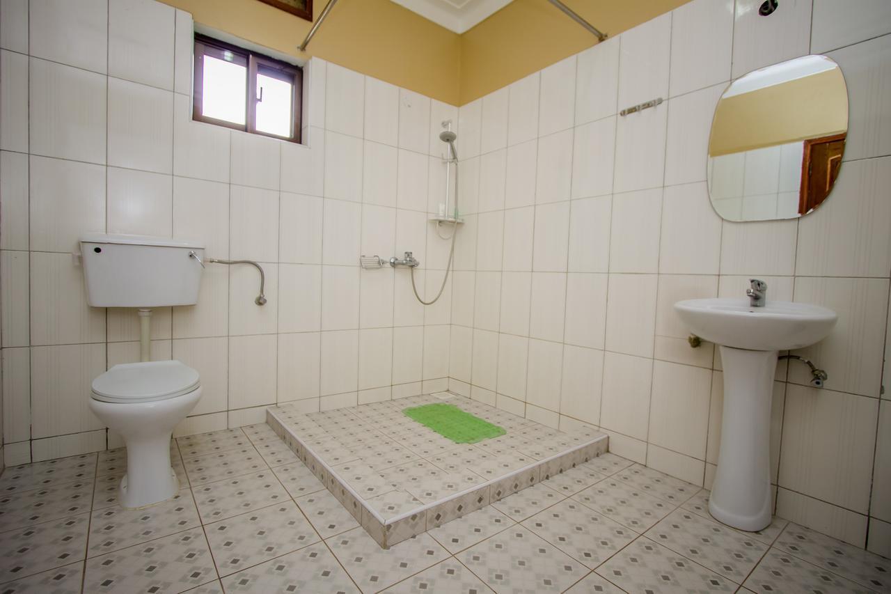 Tuzza Hotel Bushenyi Extérieur photo