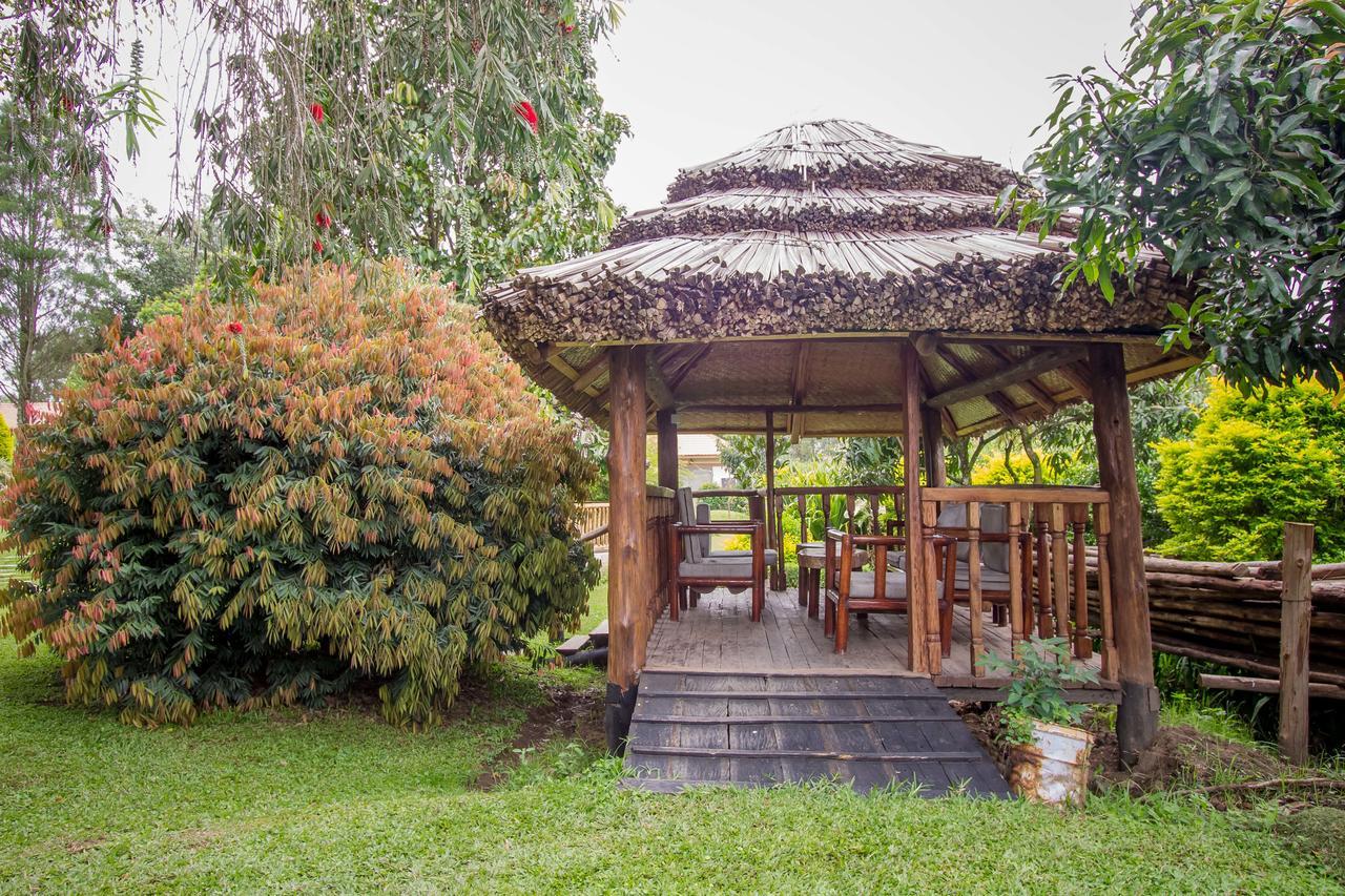 Tuzza Hotel Bushenyi Extérieur photo