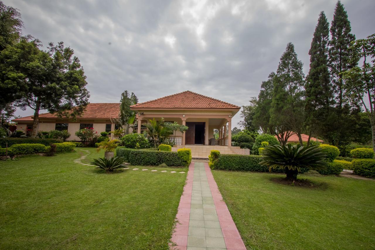 Tuzza Hotel Bushenyi Extérieur photo