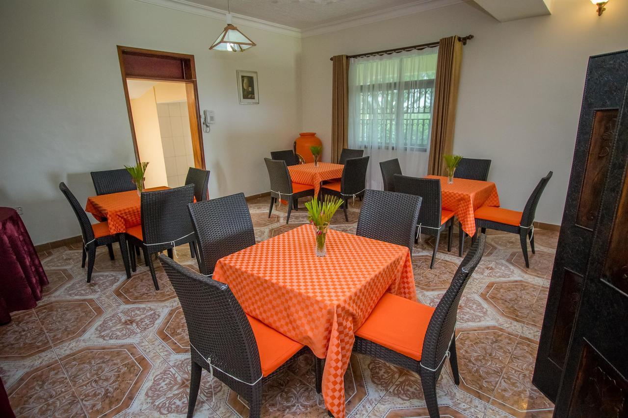 Tuzza Hotel Bushenyi Extérieur photo